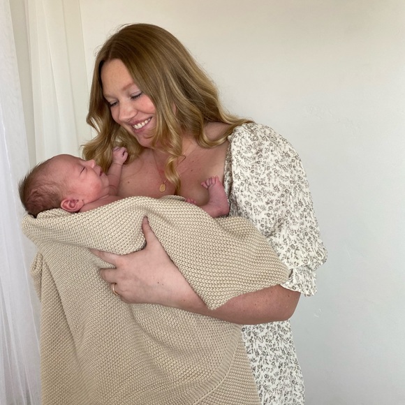 Meet your Posher, Brenda - Picture 1 of 5